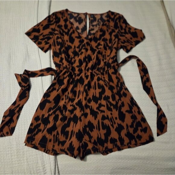 Brown and Black Leopard Print Romper - Picture 3 of 4